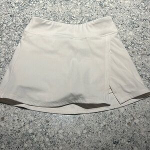 Mini white skirt